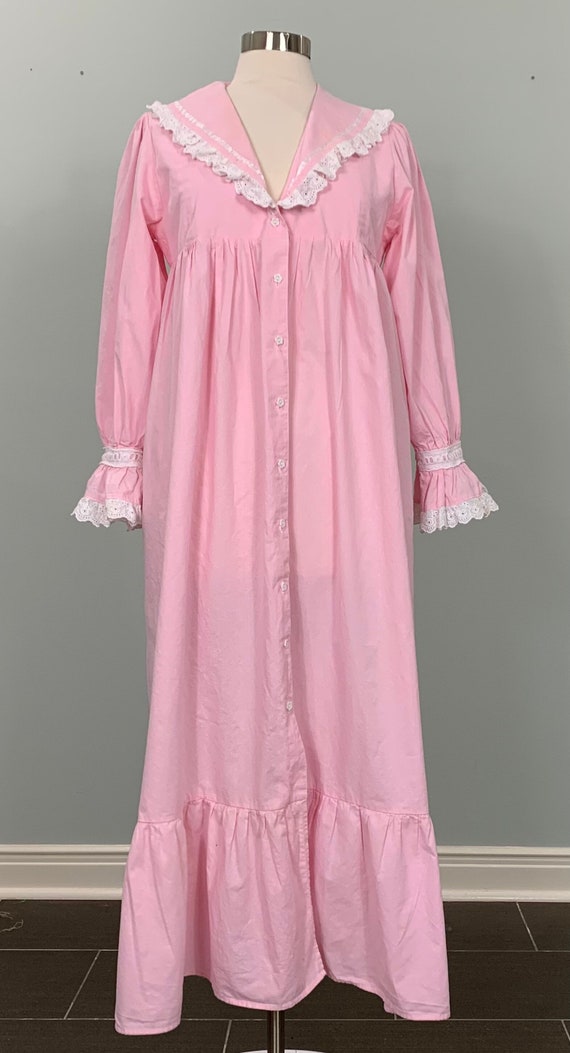 Pink Long Sleeve Robe with White Eyelet Detail - S