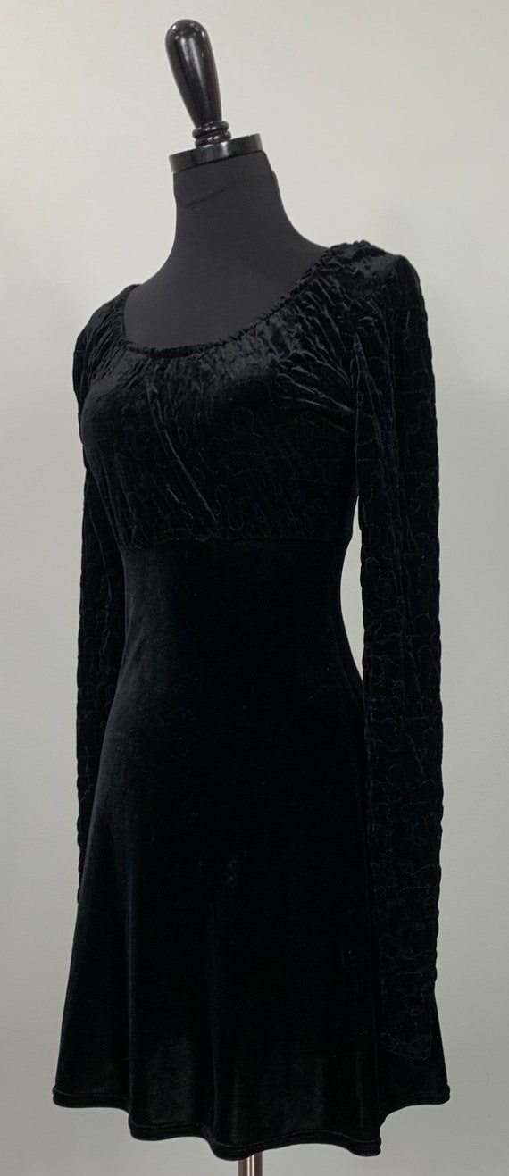 Black Velveteen Formal Mini Dress by City Triangl… - image 3