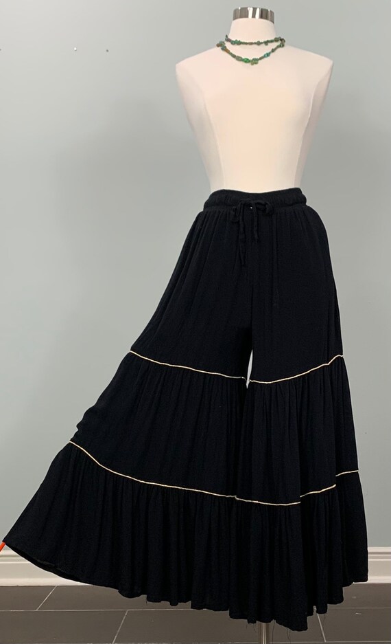 Black and Metallic Gold Palazzo Pants - Size 8/10… - image 10