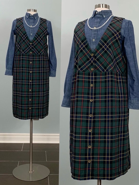 1990s Talbots Green and Navy Plaid Jumper by Sara 