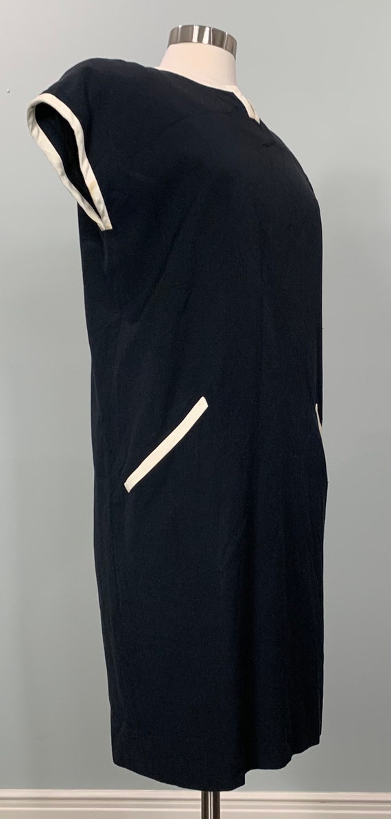 Black and Beige Cap Sleeve Shift Dress by Bill Bl… - image 3