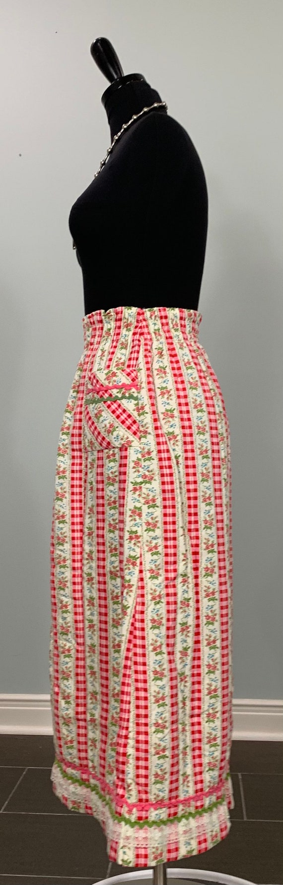 Red Pink Beige and Green Gingham Floral Skirt by … - image 6