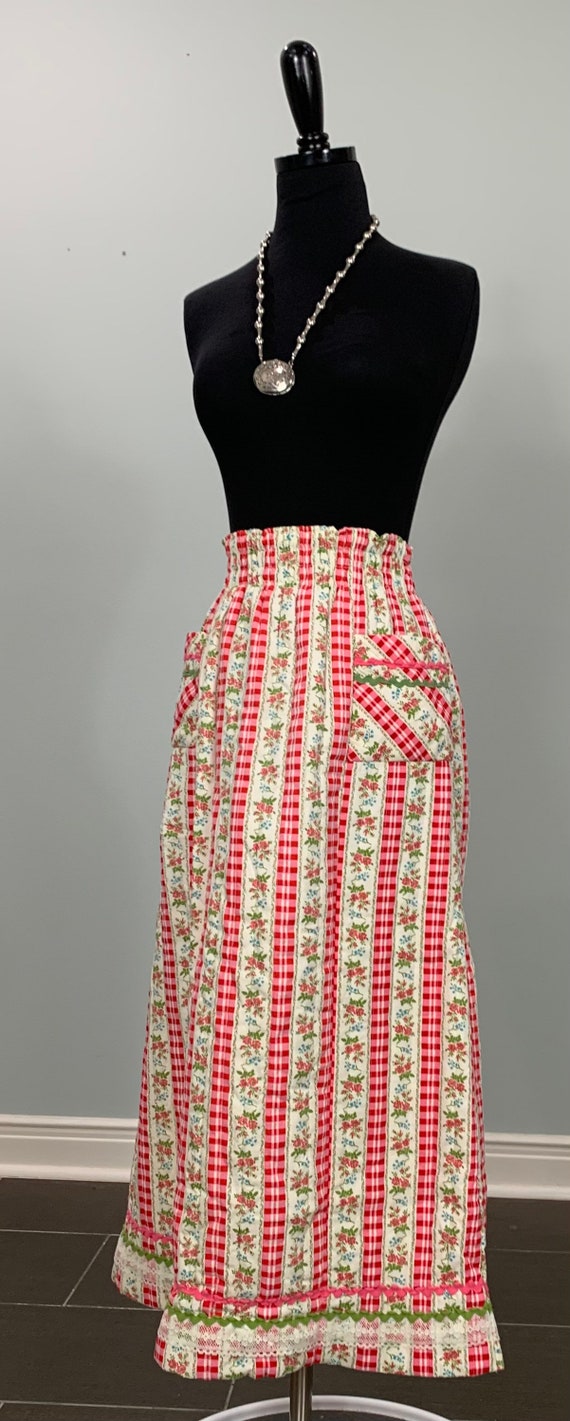 Red Pink Beige and Green Gingham Floral Skirt by … - image 4