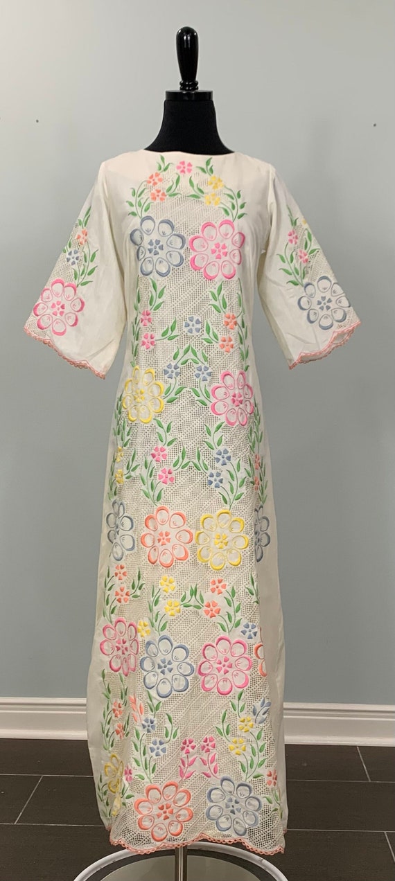 Vintage Pastel Embroidered Cutout Maxi Dress - Siz