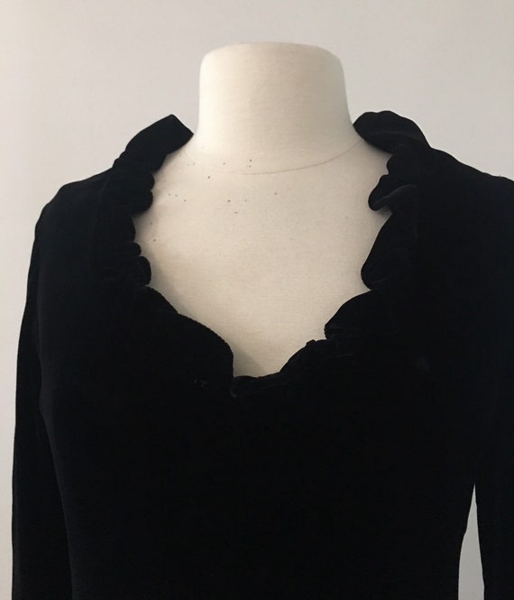 Size 12 1950s Classic Style Black Velvet Dress - F