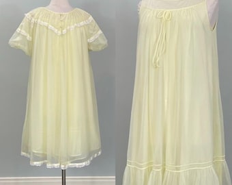 1960s Yellow Peignoir Set by Shadowline - Small