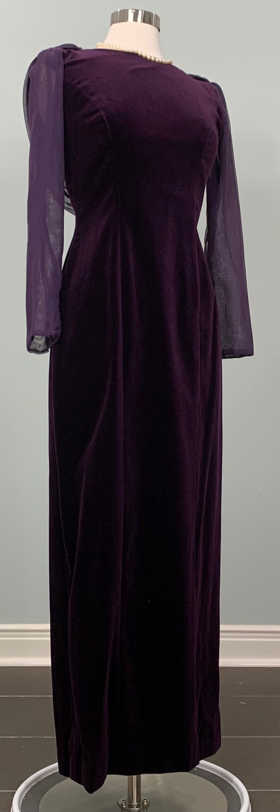 1990s Watters and Watters Solid Purple Velvet Gown - … - Gem
