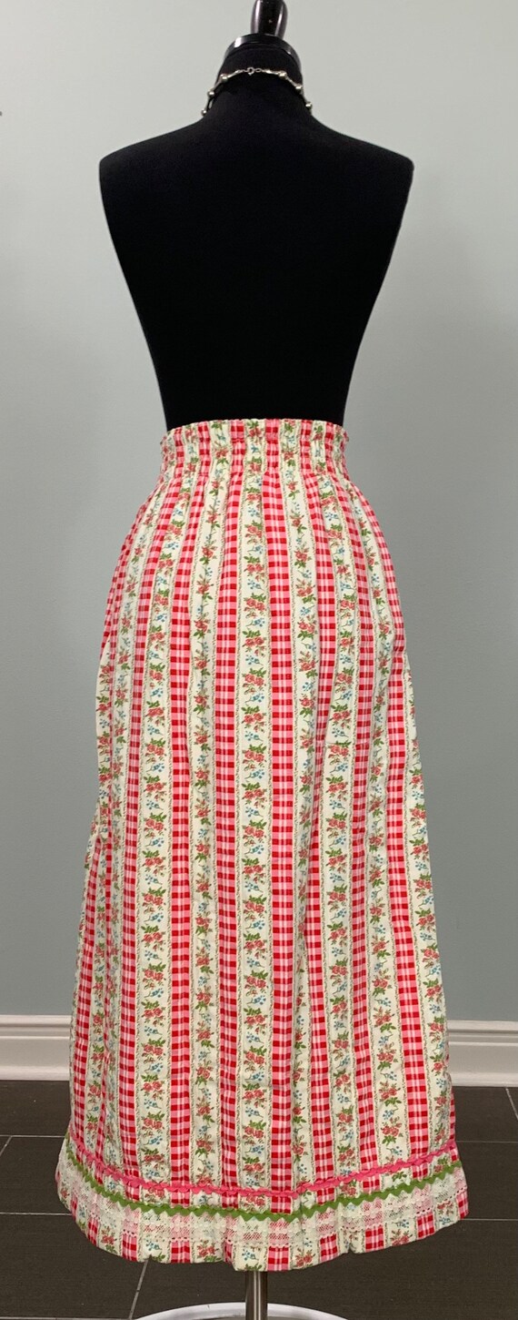 Red Pink Beige and Green Gingham Floral Skirt by … - image 9