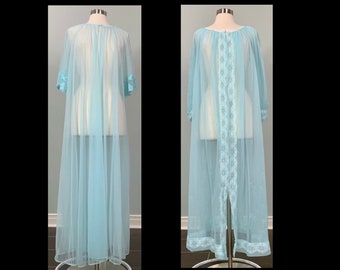 peignoir vintage