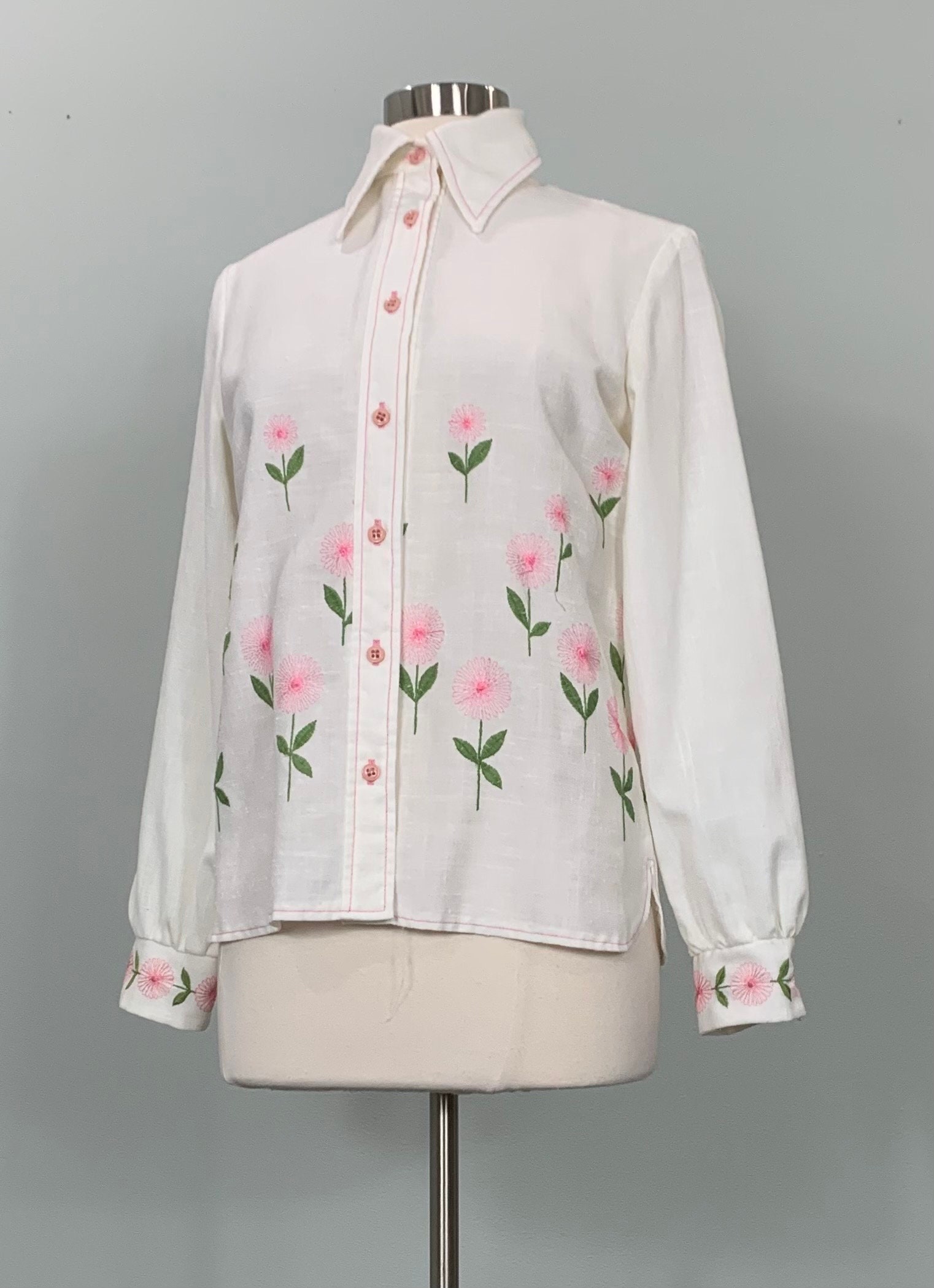 1970s Embroidered Floral Blouse – White Pink Long Sleeve Herman