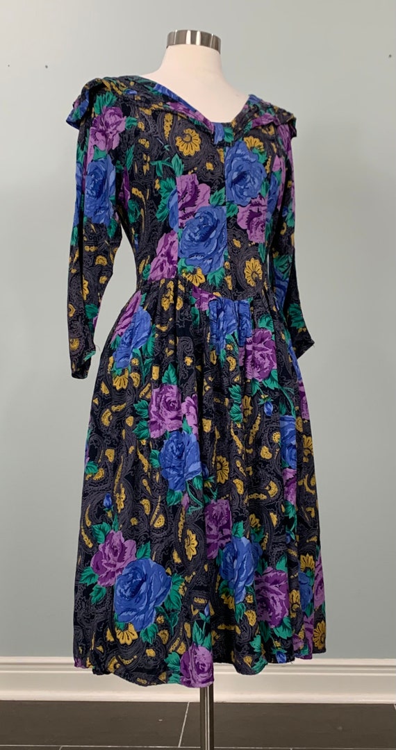 1980s Black and Blue Floral Fit and Flare Dress b… - image 2