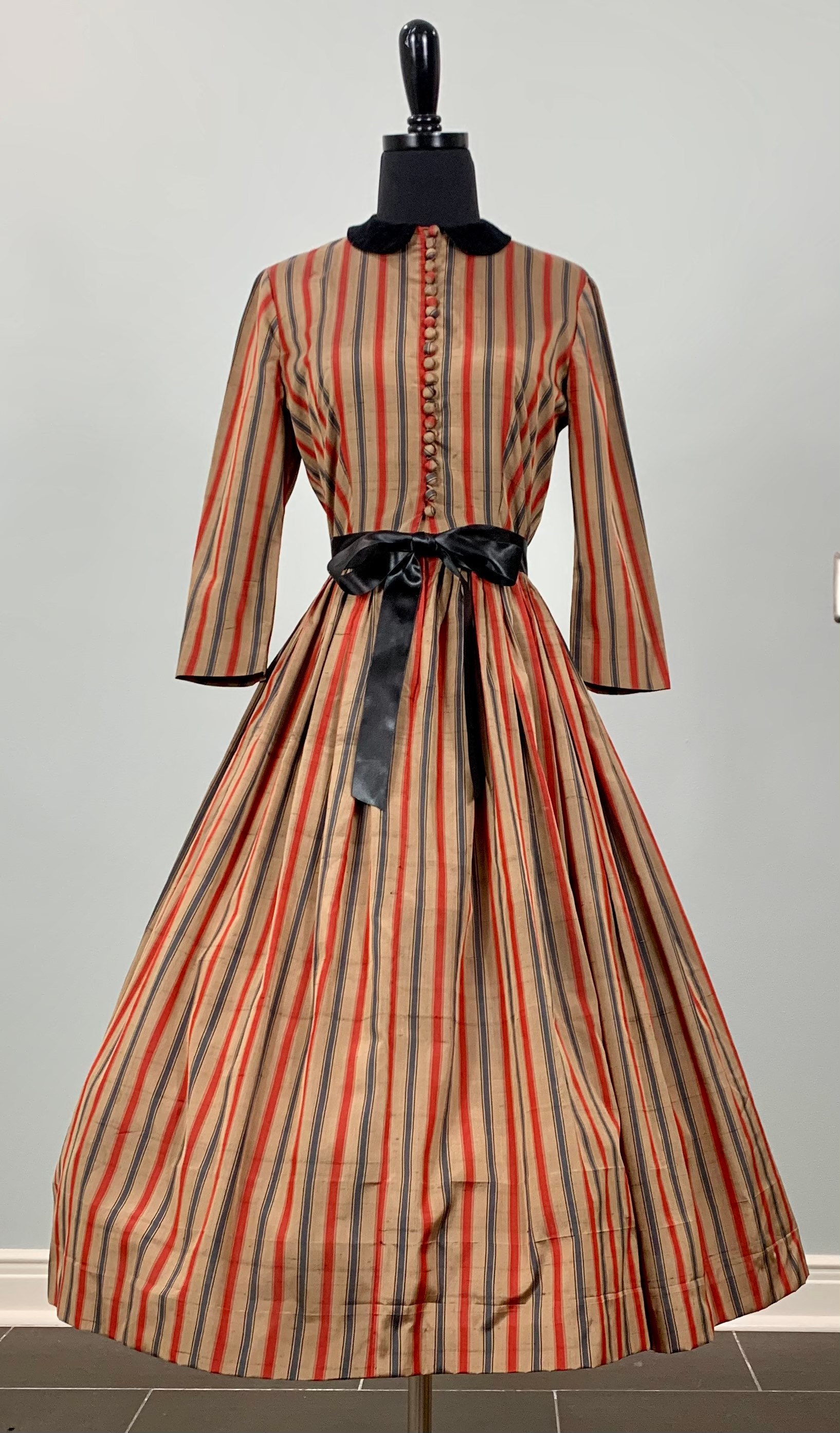 1950s Charles Dickey Brown Blue and Red 