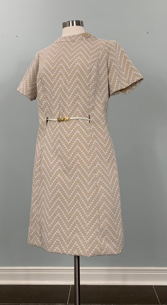 Light Brown and White Chevron Mini Dress - Size 1… - image 3