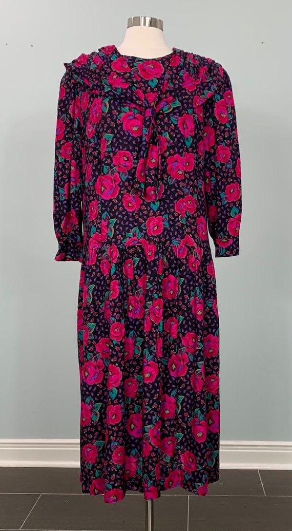 Black and Hot Pink Drop Waist Floral Dress by Lanz