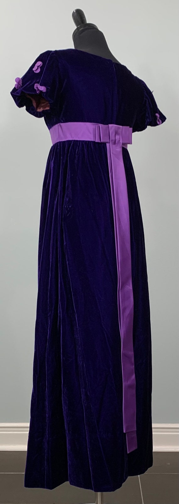 1960s Emma Domb Solid Purple Velvet Short Sleeve … - image 8