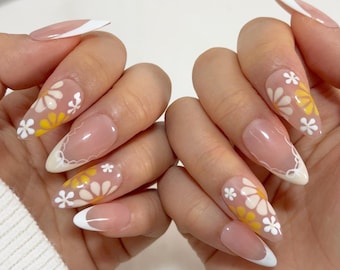 Yellow Daisy Press on Nails: Floral Nail Art, Spring Blossom - Etsy