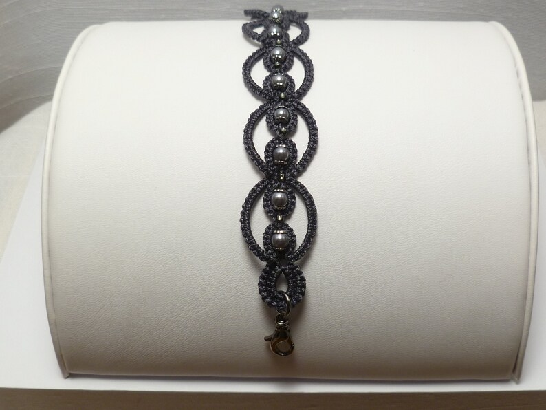 Shuttle Tatting Jewelry Bracelet With Glass Pearls Infinity Etsy