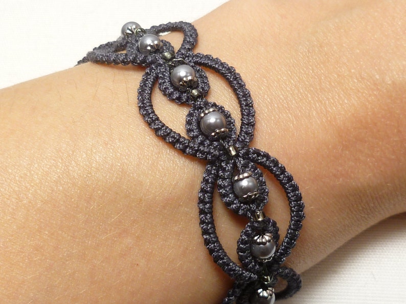 Shuttle Tatting Jewelry Bracelet With Glass Pearls Infinity Etsy