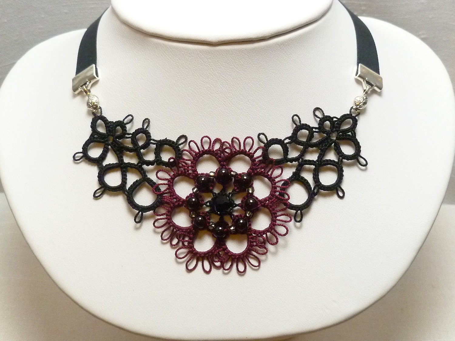Tatting necklace Floral lace in your favorite color and black Etsy