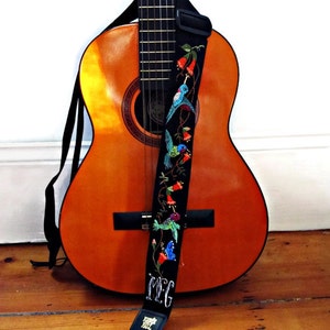 Gibson hummingbird 2024 guitar strap