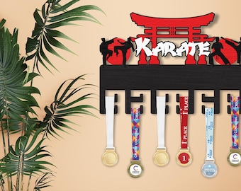 Porta medaglie di karate con file SVG tagliato al laser Espositore per medaglie sportive per premi di karate da campione Gancio personalizzato Glowforge Blueprint