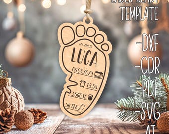 May include: A wooden baby footprint ornament with the name Luca, the date 06.08.2024, the time 18:55, the weight 3.560 kg, and the length 56 cm.