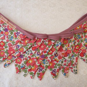 Betsy Liberty Floral Party Bunting - 2,7 m di lunghezza