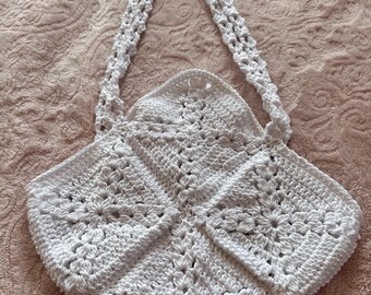 PATTERN PDF - The Mini Clam Shell Beach Tote Crochet Pattern