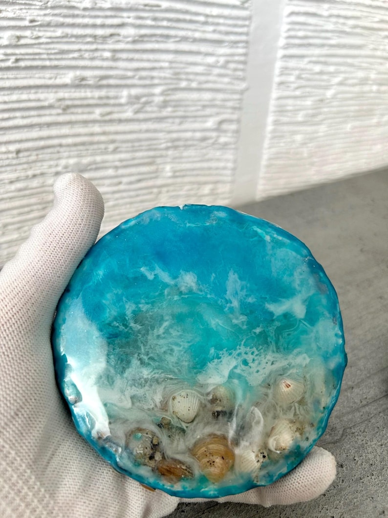 Blue Ocean Waves Room Decor / Epoxy Resin Seashells Decor ...