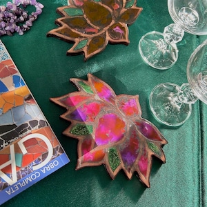 Lotus Flower Coaster Set: Bohemian Resin Water Lily Handmade Floral Table Decor