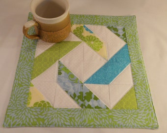 Quilted Hot Pad / Table Topper