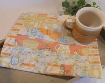 Quilted Hot Pad, Mug Rug, Trivet, Snack Mat