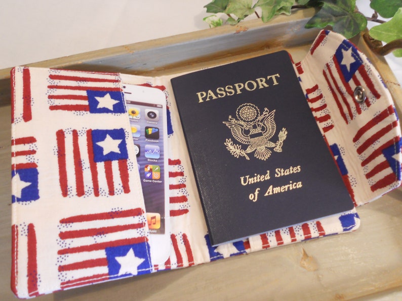 PASSPORT COVER in Old Glory
