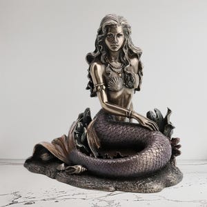 Cold Cast Bronze Mermaid Gorgon Statue: Mythical Sea Creature Decor