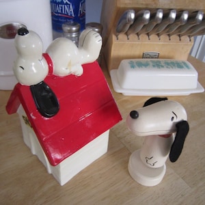 Vintage Ceramic Snoopy House - Etsy