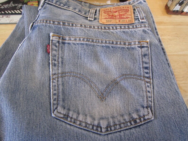 levi jeans tapered leg