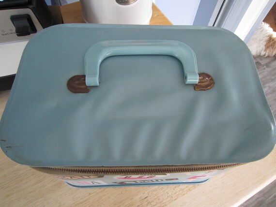 Ponytail Vinyl Little Miss Traveler Train Case, B… - image 3