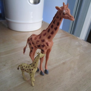 Plastic Vintage Toy Giraffe Figurines, Made in Hong Kong and China