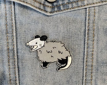 Possum Power // Meme DIY Embroidered Iron Sew On Patch Applique Cartoon Opossum Badge Craft Motif Funny Gift Idea Cute Patches For Jackets