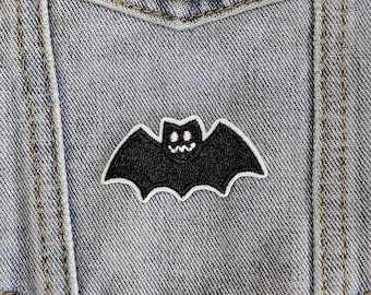 Écusson brodé chauve-souris bébé - Applique thermocollante à coudre gothique mignonne - Motif effrayant