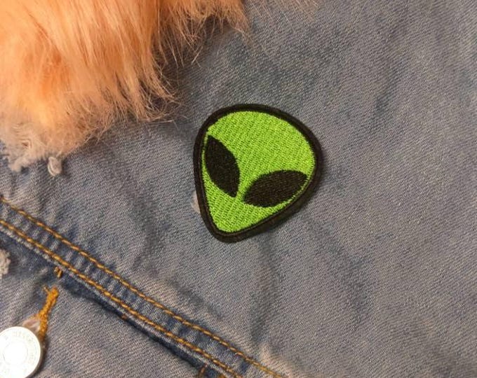Martian // DIY Alien Embroidered Iron on Sew Patch Small Cute Meme ...