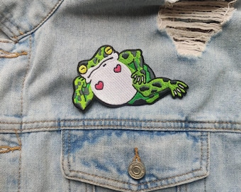 Freaky Frog // Tecknad Meme DIY Broderad Stryk-på-lapp Kärlek Hjärtan Groda Burlesk Applikation Märke Hantverk Motiv Rolig Gåva Rolig Söt x