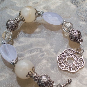 Bali Silver White Bracelet