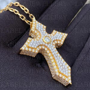 Colgante de cruz de moissanita auténtica, colgante de Jesús en plata de ley 925, colgante de diamantes para hombre