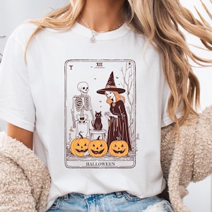 Maglietta di Halloween con tarocchi in stile vintage, maglietta Comfort Colors, maglietta con doodle retrò, amanti dell'astrologia, regalo di astrologia, maglietta retrò, tarocchi