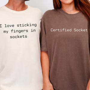 Camisetas divertidas para parejas / Regalo para parejas / Regalo de aniversario para pareja / Camisetas divertidas para marido y mujer / Camisetas a juego / Comfort Colors®