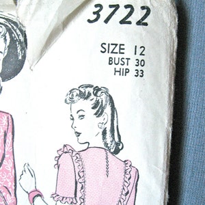 Early 1940s Advance 3722 Dress Vintage Sewing Pattern Bust 30 inches image 5