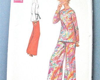 Uncut FF 1960s Butterick 5130 Vintage Sewing Pattern Loose-fitting top oval neck Wide-Legged Pants 60s Mod Palazzo Pants Pantsuit Bust 34
