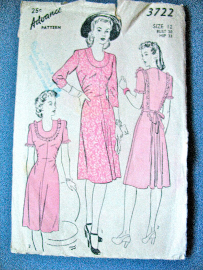 Early 1940s Advance 3722 Dress Vintage Sewing Pattern Bust 30 inches image 4