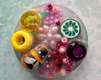 1.375" Floral Silicone Pick Pad, Stress-Relief Fidget Toy